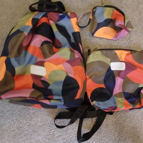 Nylon backpack with two additional bags in vibrant polka dots! - Picture 2 of 5